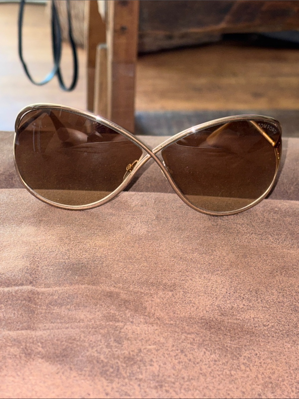 Tom Ford Gold Frame Amber Lens Women's Sunglasses w Tom Ford Case